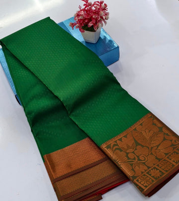 Apoorva pattu