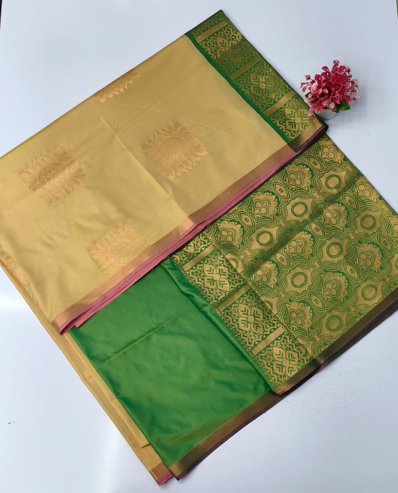 Soft silk | Border type 8