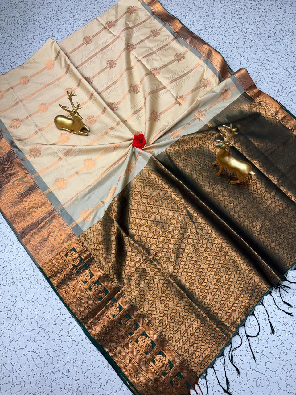 Semi silk [Bhutta saree]