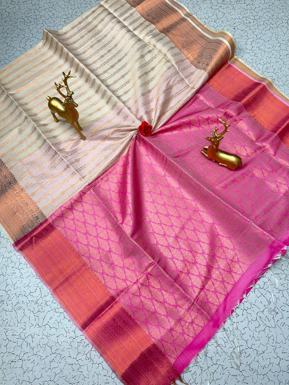 Semi silk [Bhutta saree]