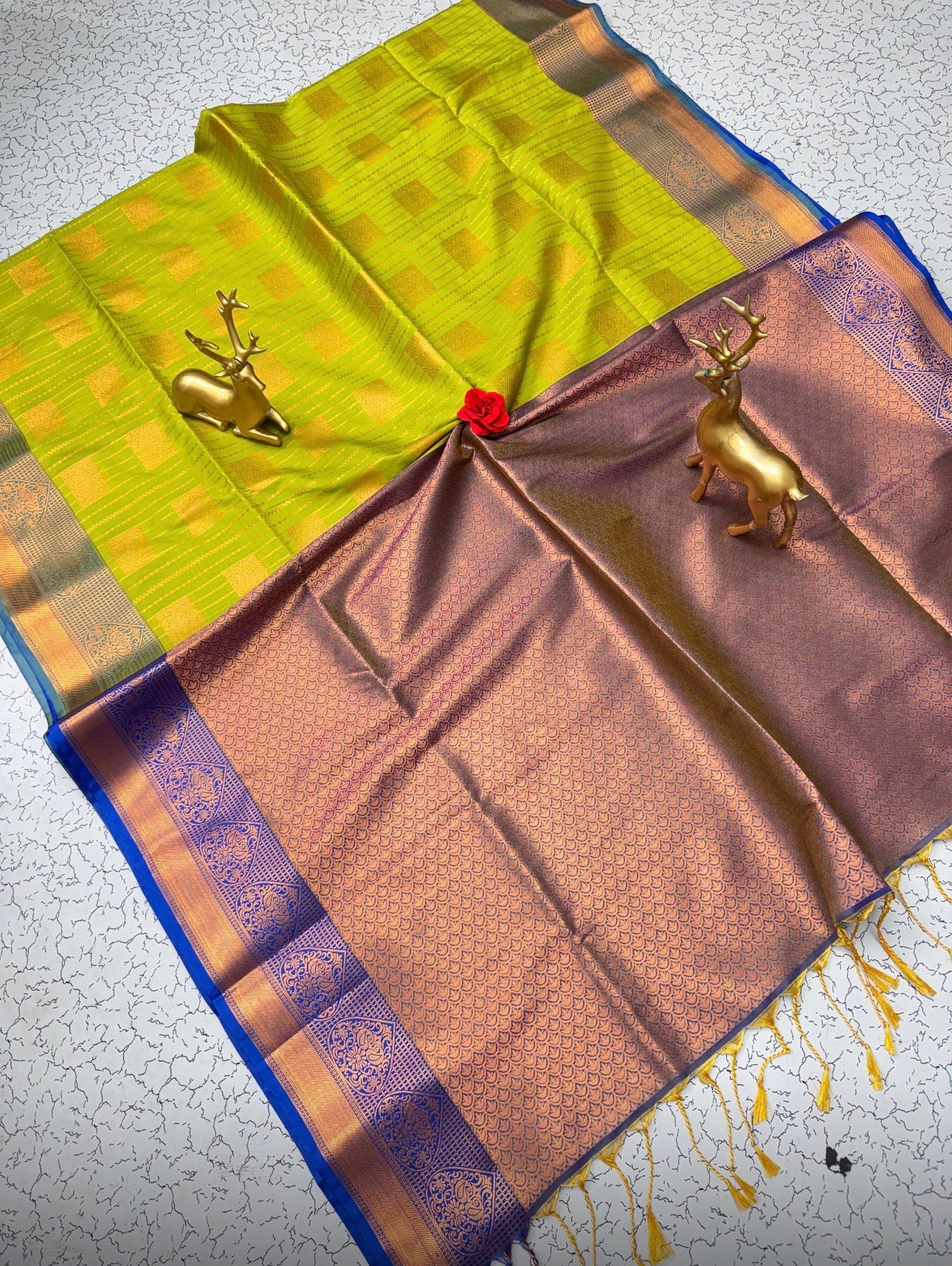 Semi silk [Bhutta saree]