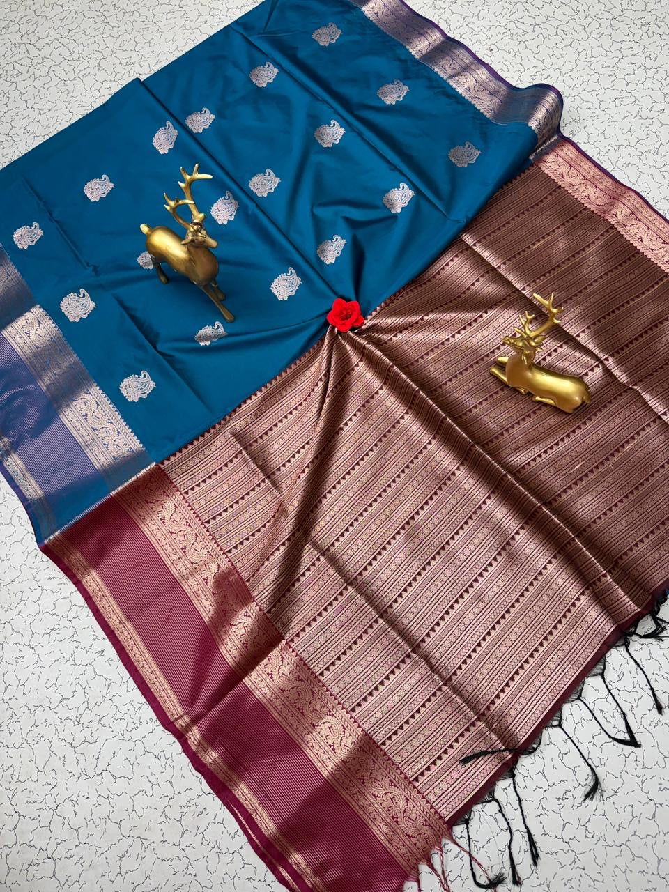 Semi silk [Bhutta saree]