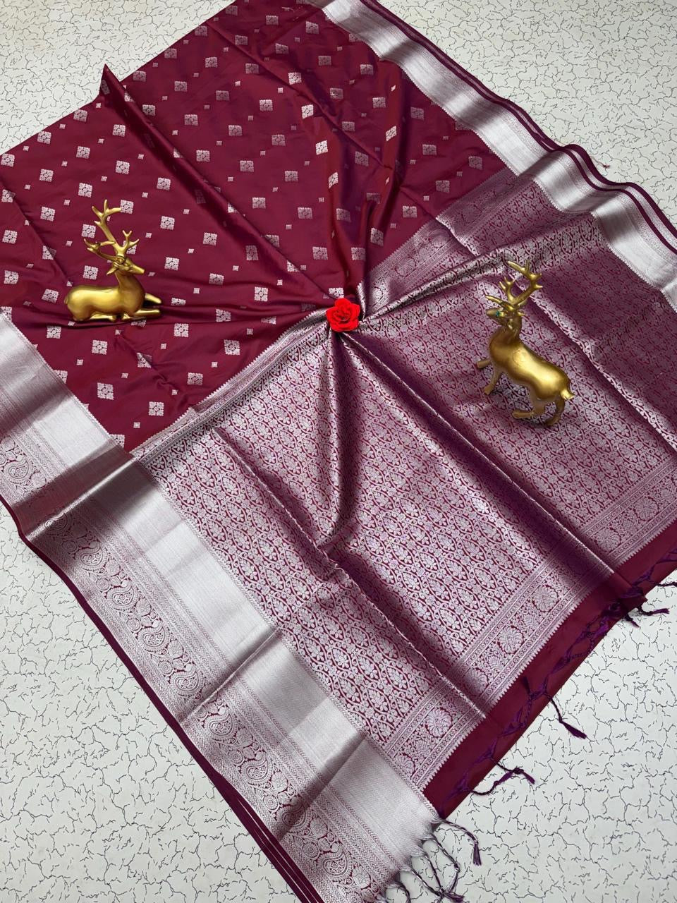 Semi silk [Bhutta saree]