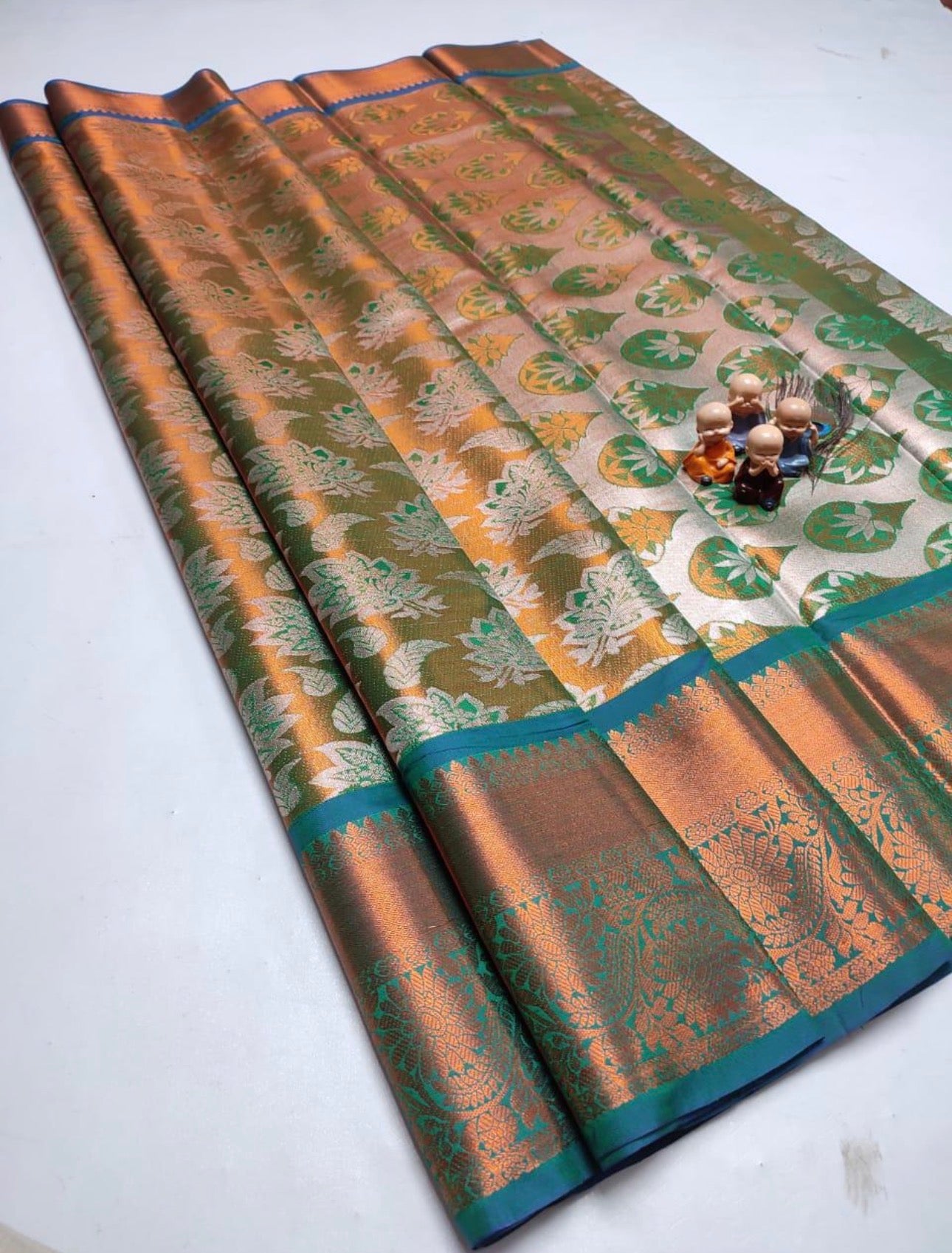 Grand bridal silk