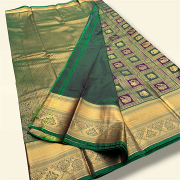 Grand wedding saree (Premium quality)⭐️