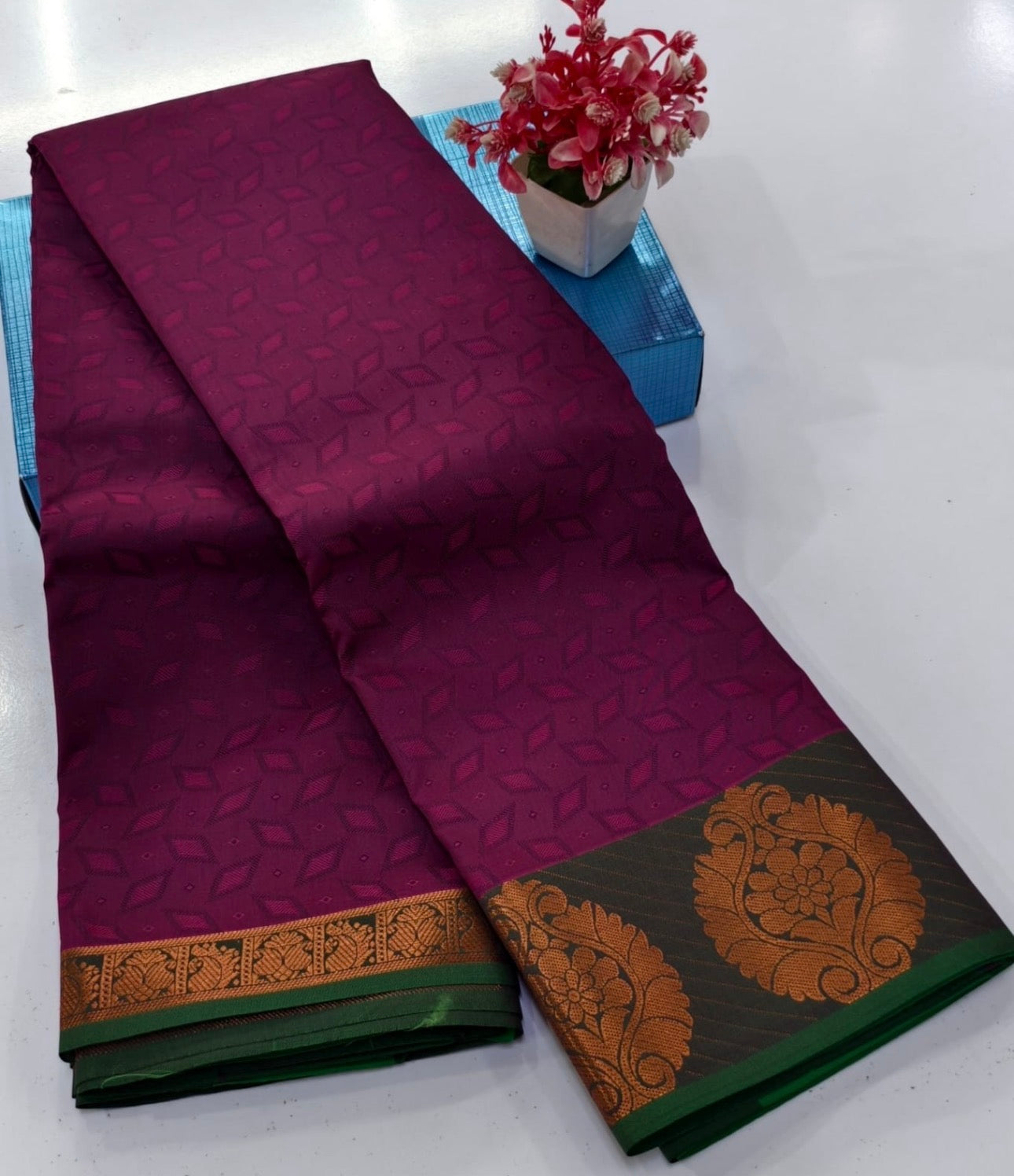 Apoorva pattu