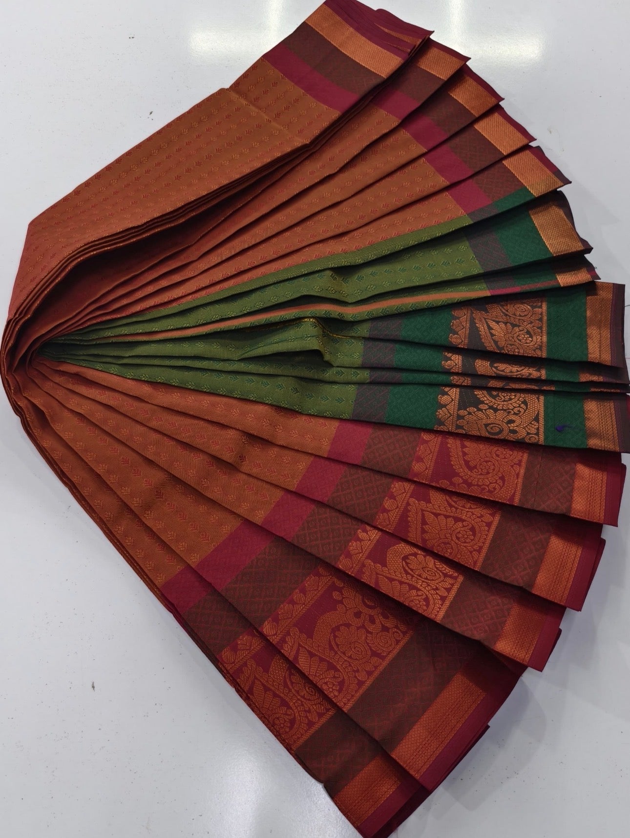 Apoorva pattu