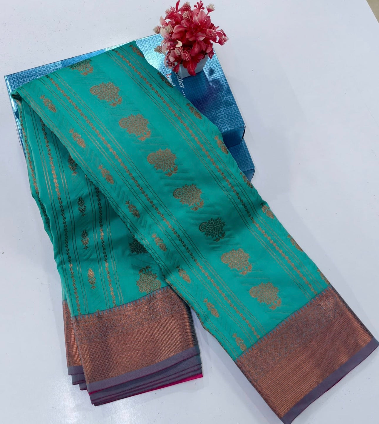 Vairavathi pattu
